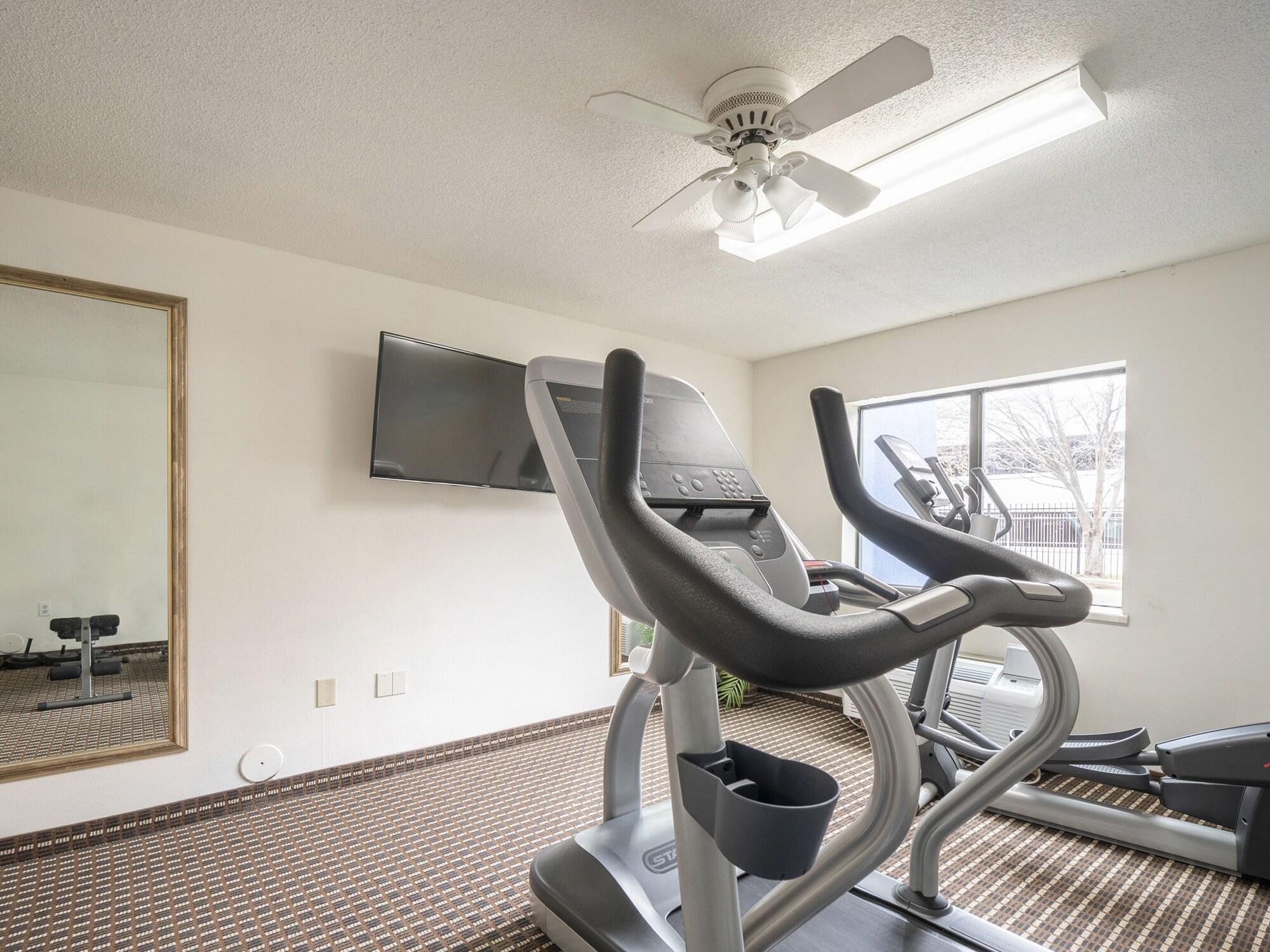 Oyo Townhouse Houston Airport North酒店 外观 照片