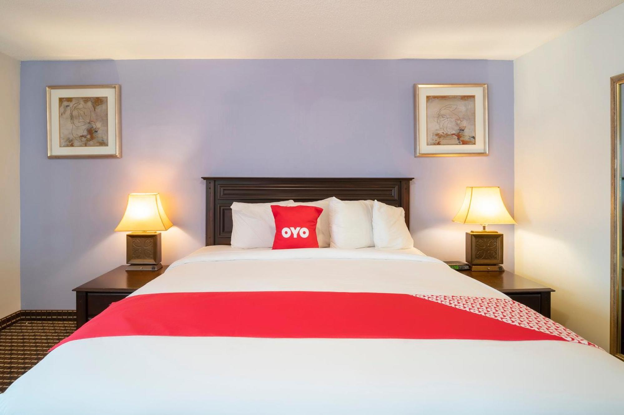 Oyo Townhouse Houston Airport North酒店 外观 照片