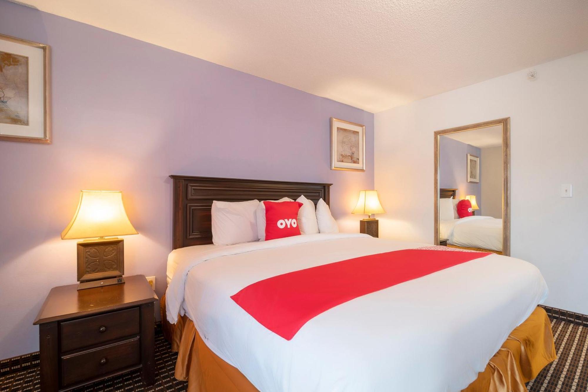 Oyo Townhouse Houston Airport North酒店 外观 照片