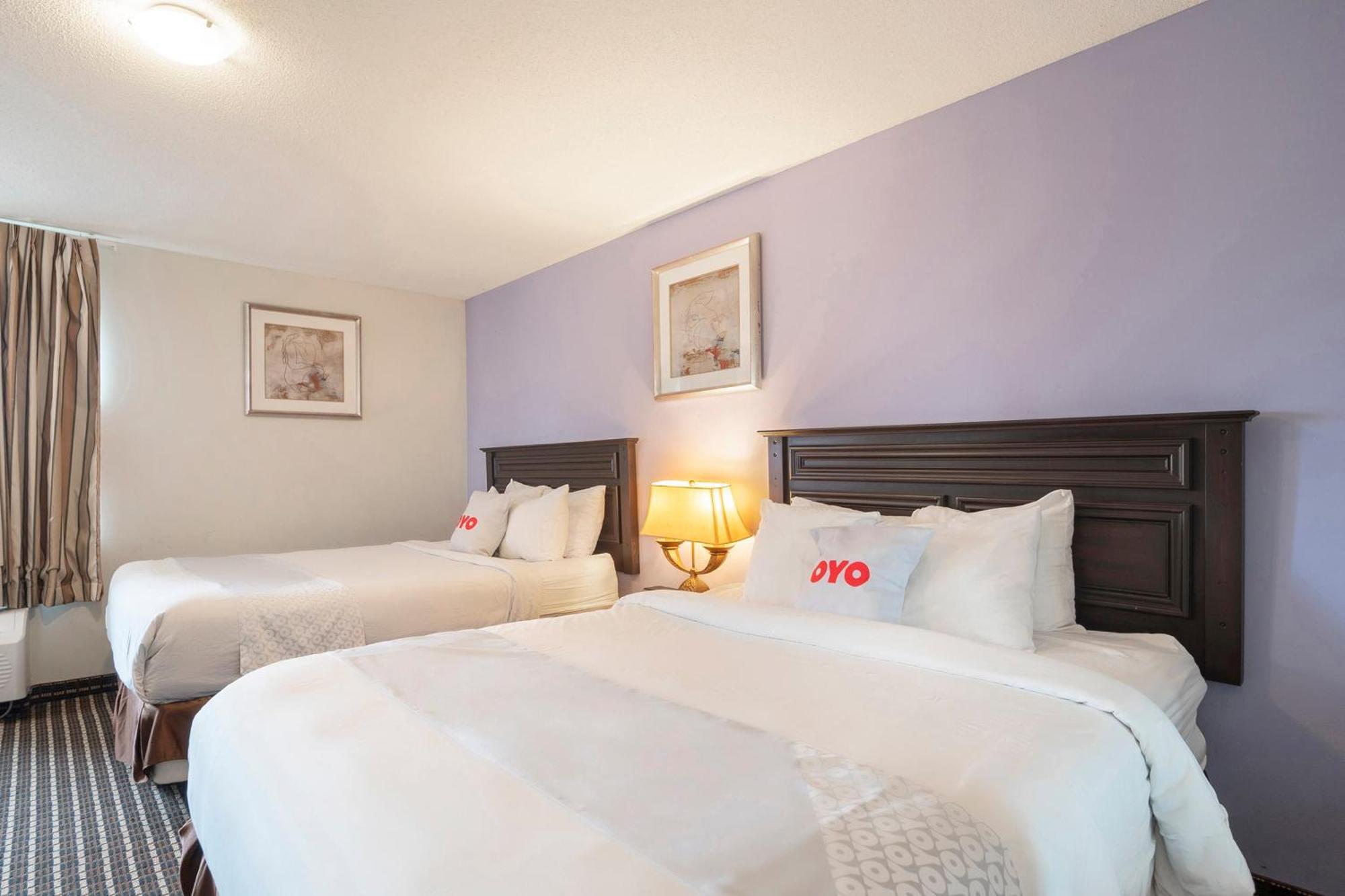 Oyo Townhouse Houston Airport North酒店 外观 照片