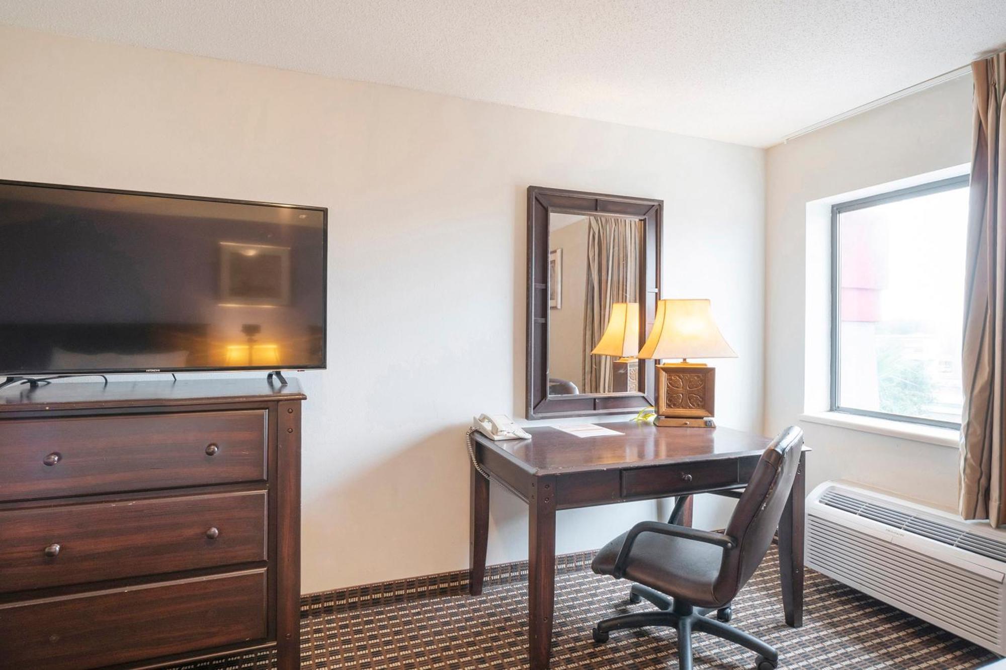 Oyo Townhouse Houston Airport North酒店 外观 照片