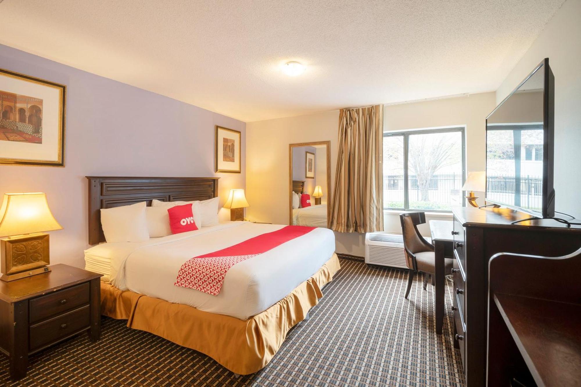 Oyo Townhouse Houston Airport North酒店 外观 照片
