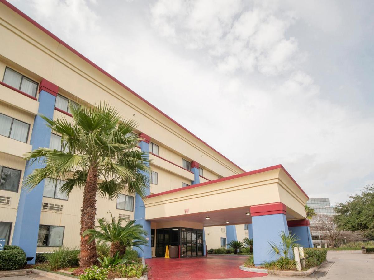 Oyo Townhouse Houston Airport North酒店 外观 照片